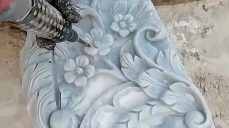 Rivestimento per camino in pietra di marmo con motivi floreali intagliati